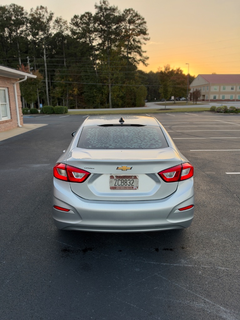 2019 Chevrolet Cruze - $5,495