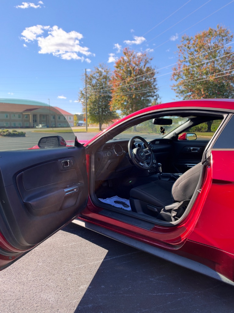 2015 Ford Mustang - $8,500
