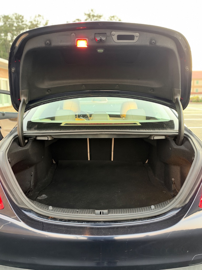 2015 Mercedes-Benz C-Class - $7,995