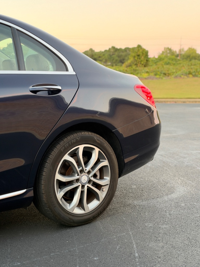 2015 Mercedes-Benz C-Class - $7,995