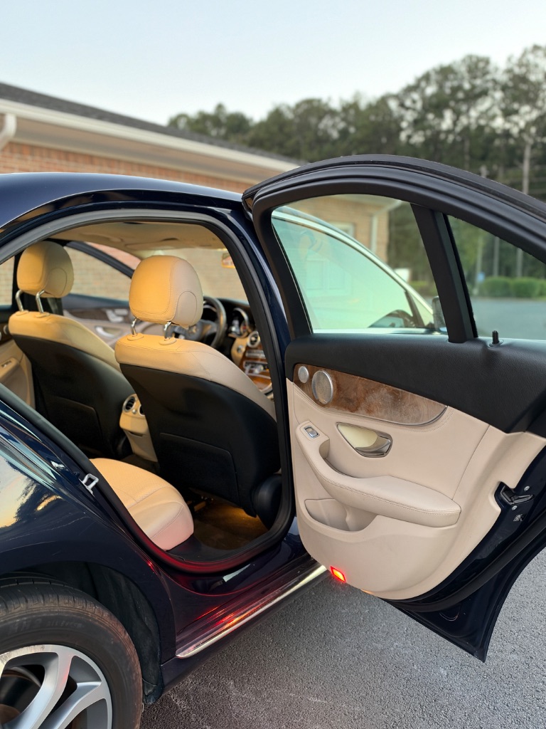 2015 Mercedes-Benz C-Class - $7,995
