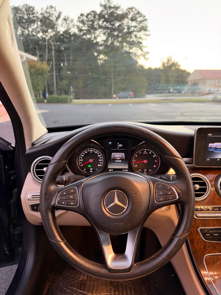 2015 Mercedes-Benz C-Class - $7,995