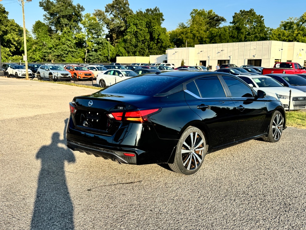 2019 Nissan Altima - $8,599