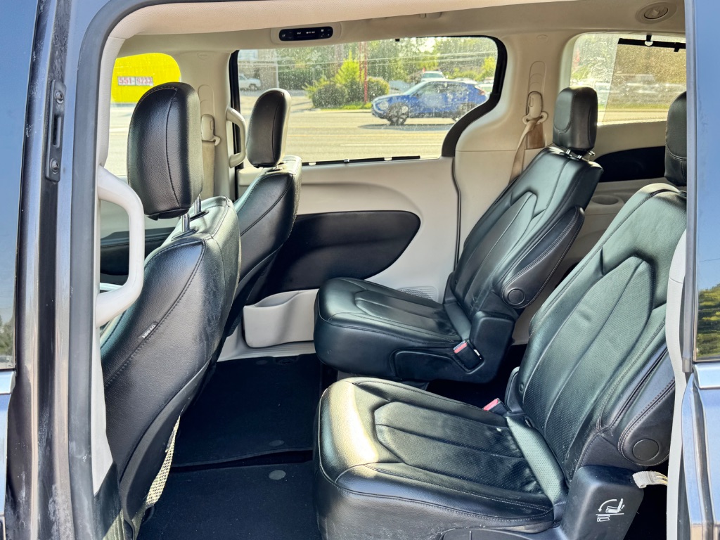 2019 Chrysler Pacifica - $10,299