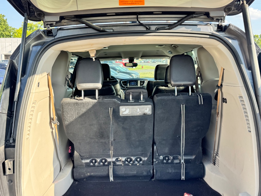 2019 Chrysler Pacifica - $10,299