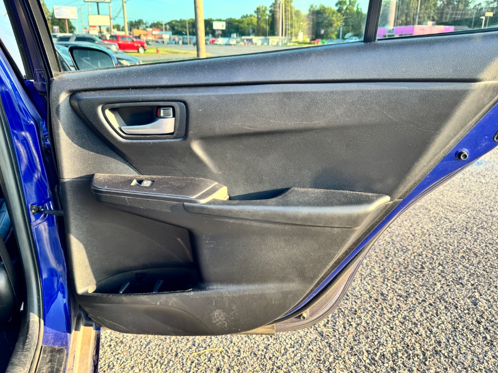 2015 Toyota Camry - $9,750