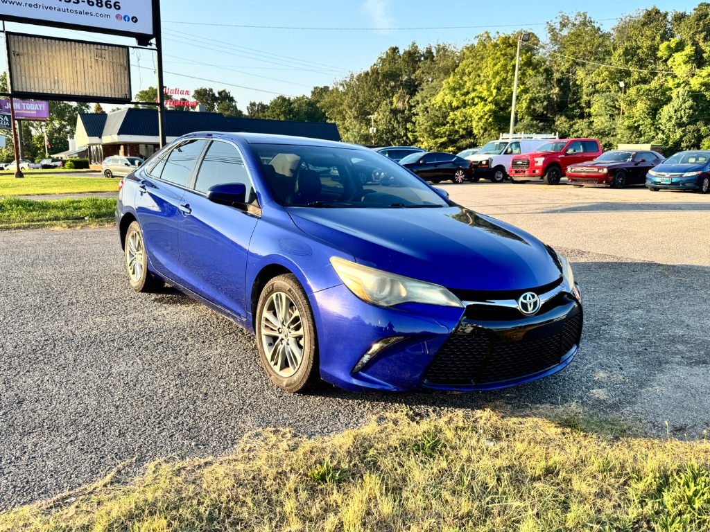 2015 Toyota Camry - $9,750