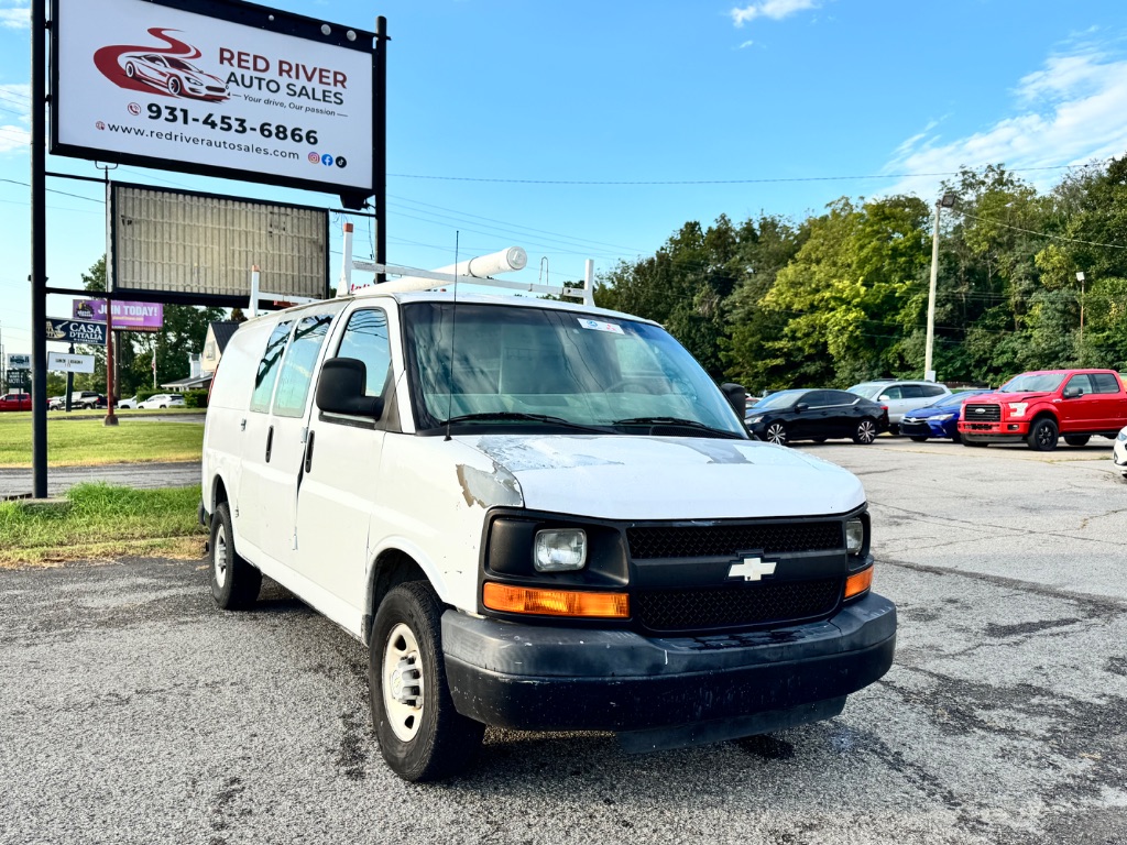 2009 Chevrolet Express - $3,000