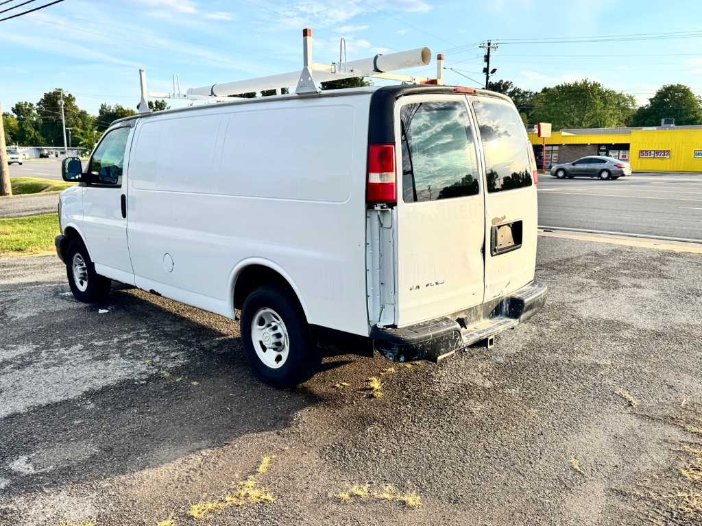 2009 Chevrolet Express - $3,000