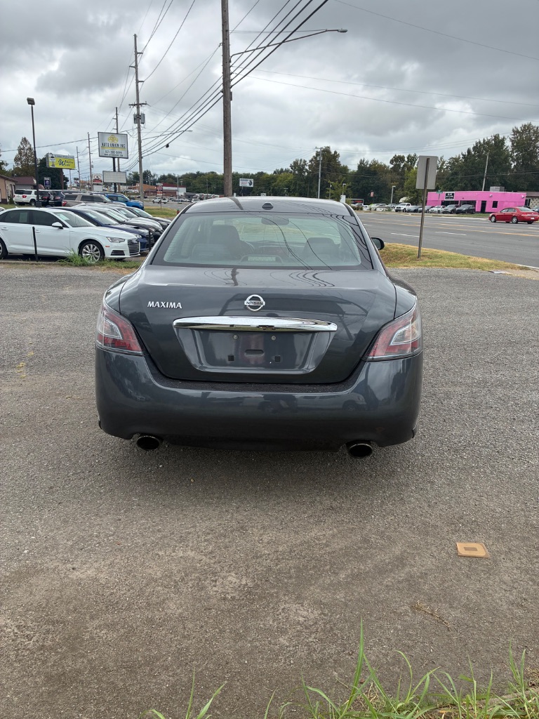 2013 Nissan Maxima - $5,750