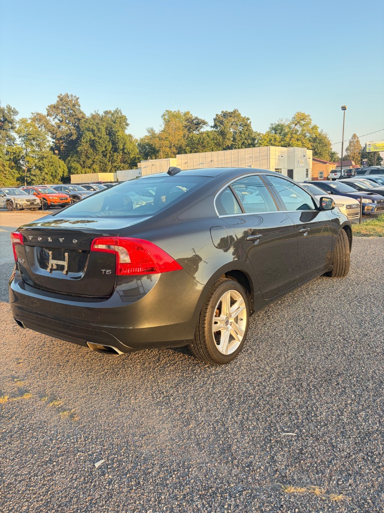 2014 Volvo S60 - $6,799