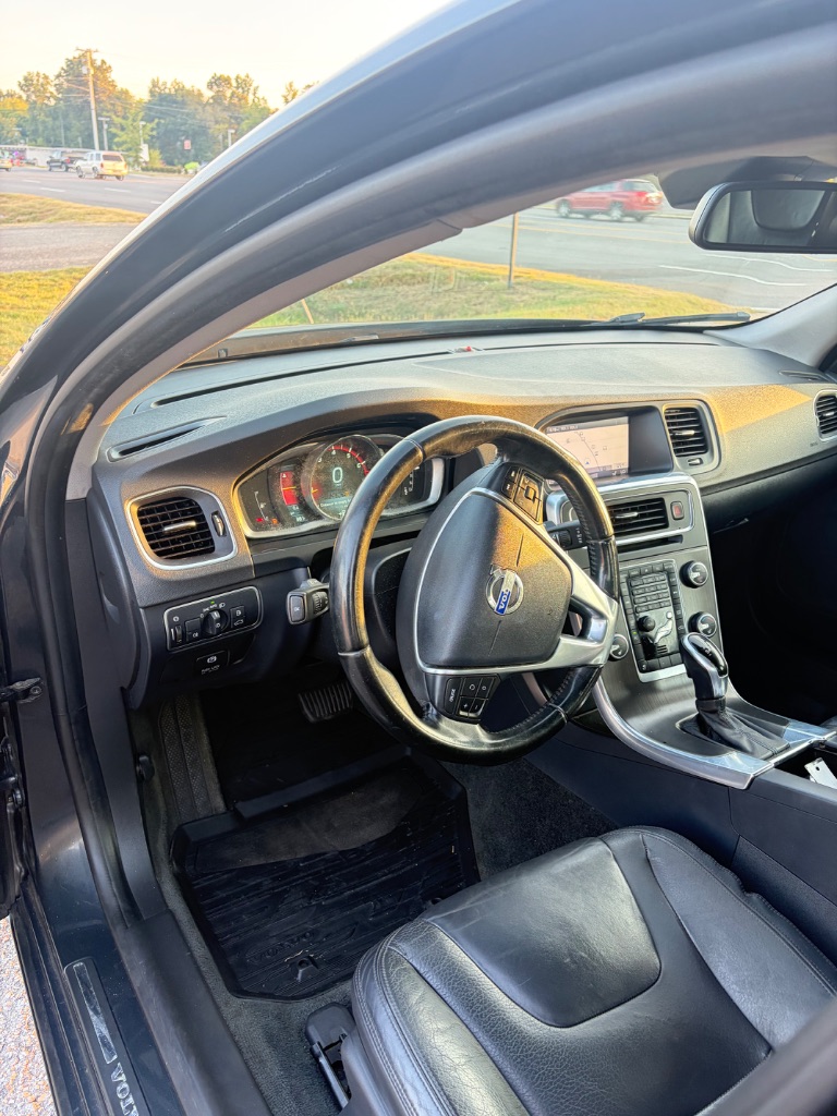 2014 Volvo S60 - $6,799