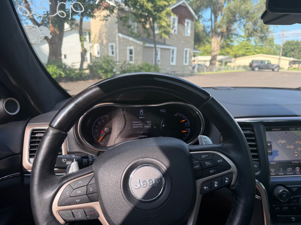 2015 Jeep Cherokee - $13,800