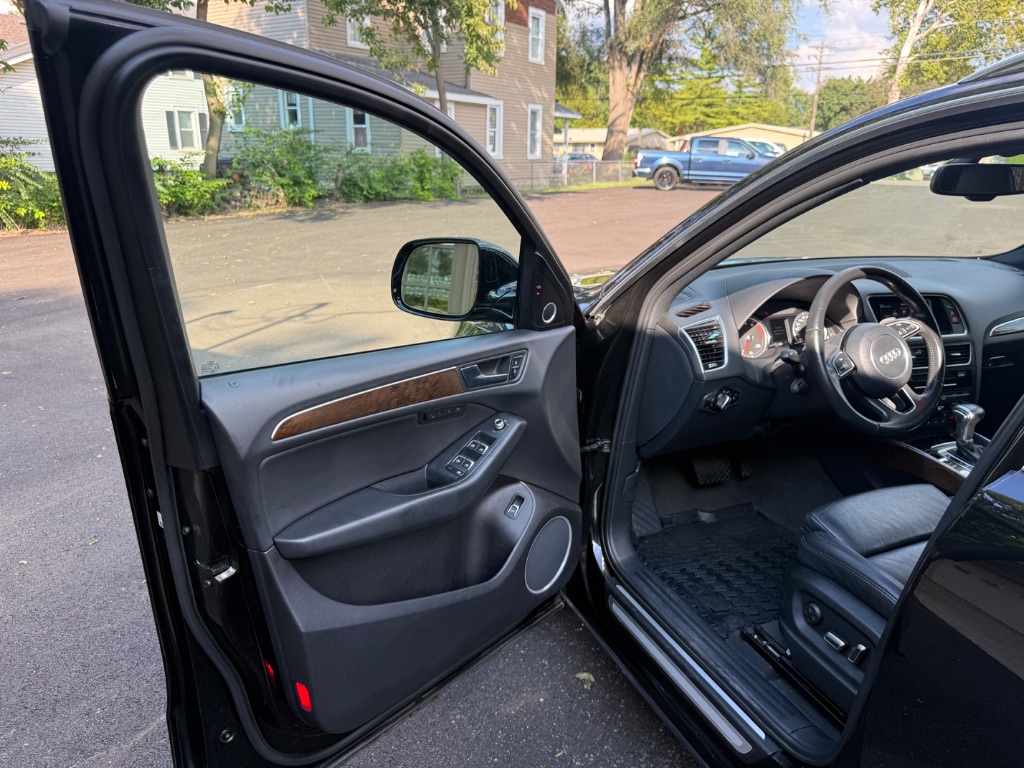 2016 Audi Q5 - $9,900