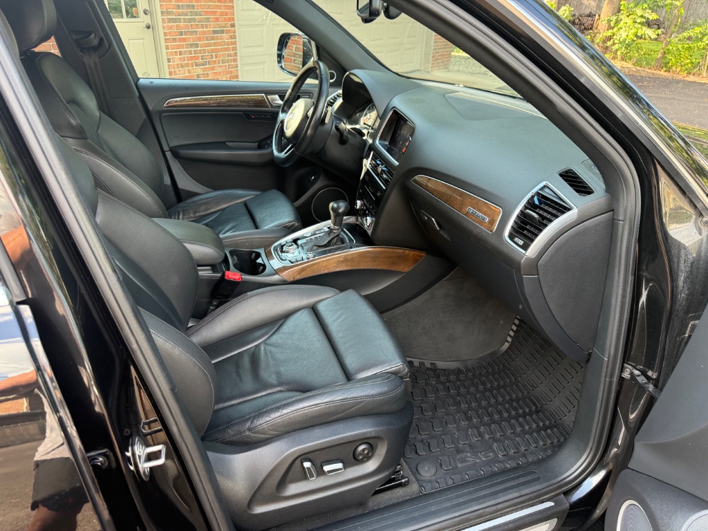 2016 Audi Q5 - $9,900