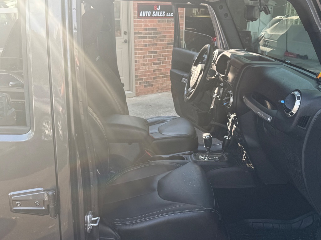 2017 Jeep Wrangler - $19,995