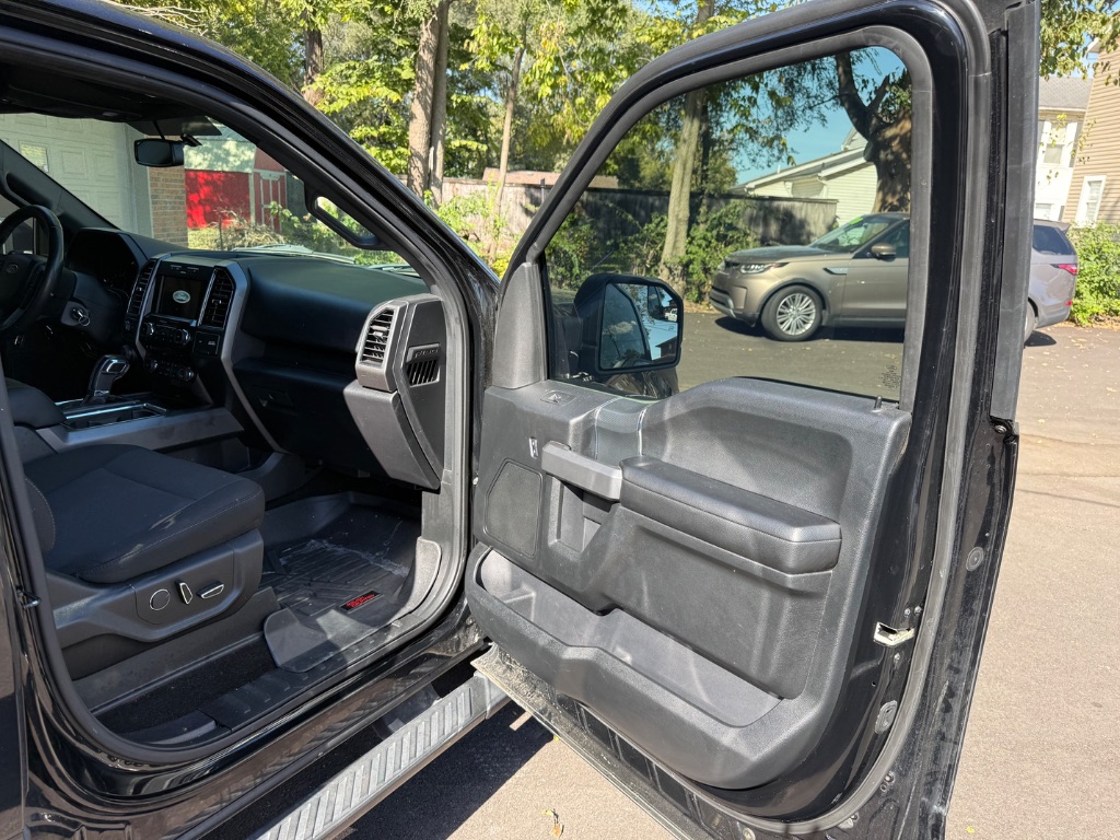 2018 Ford F-150 - $18,700