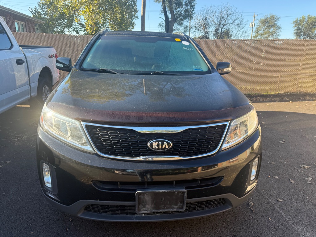 2015 Kia Sorento - $7,800