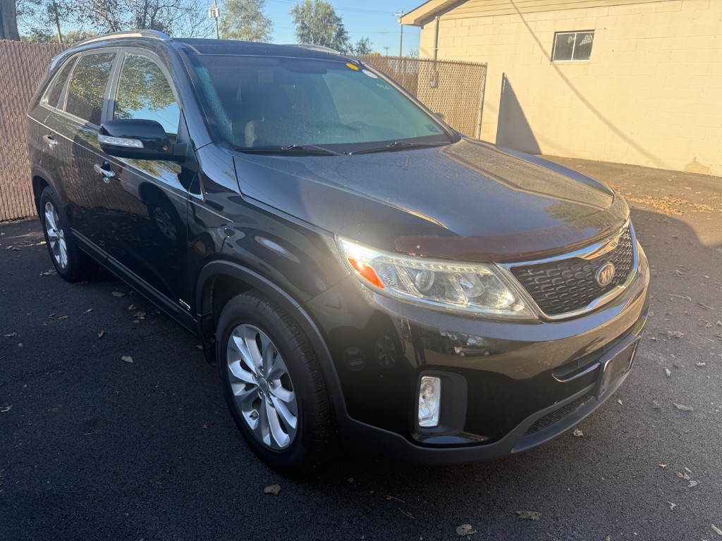 2015 Kia Sorento - $7,800