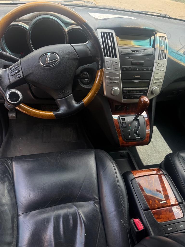 2004 Lexus RX - $5,500