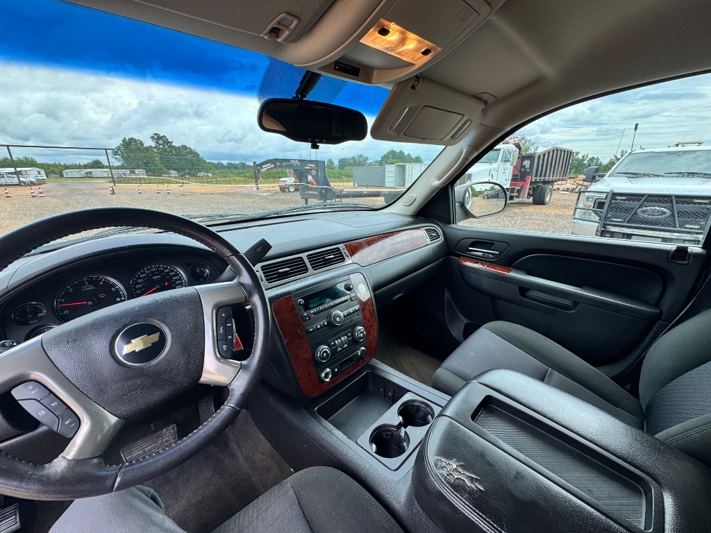 2011 Chevrolet Tahoe - $6,500