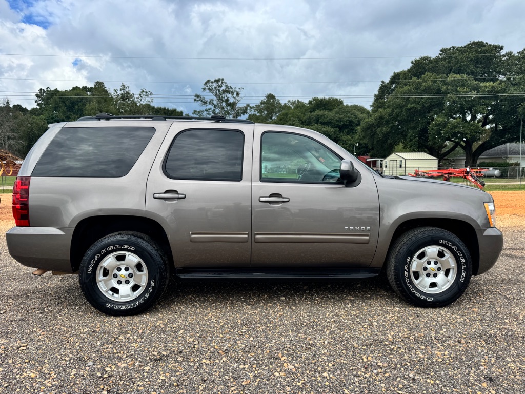 2011 Chevrolet Tahoe - $6,500