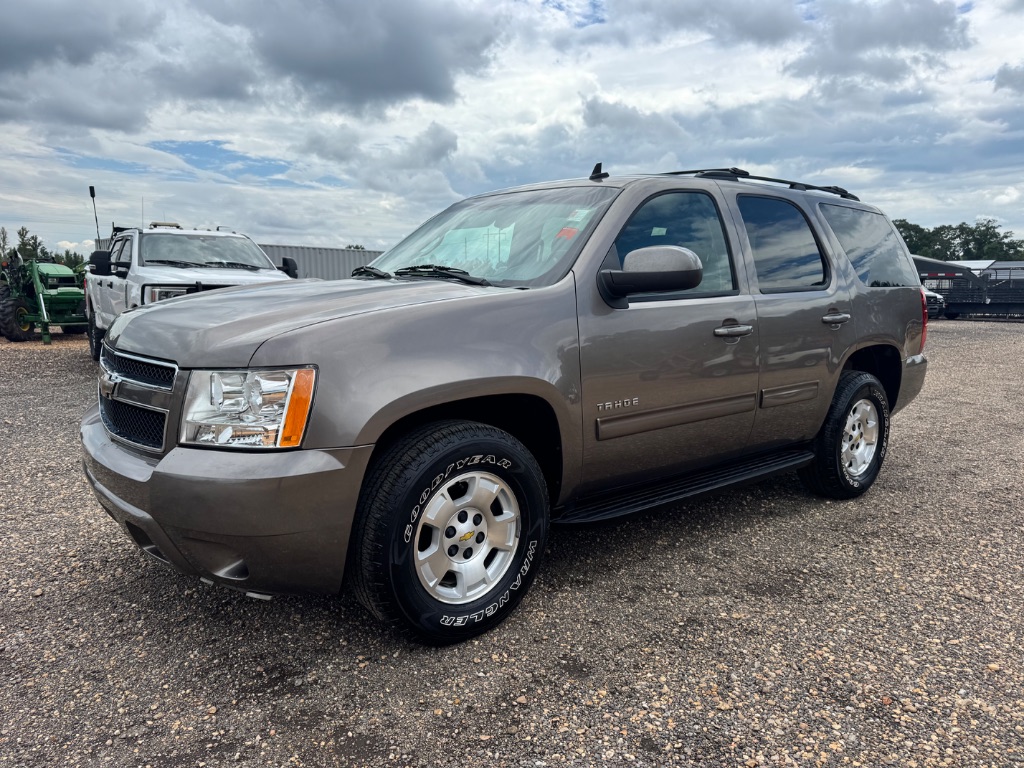 2011 Chevrolet Tahoe - $6,500