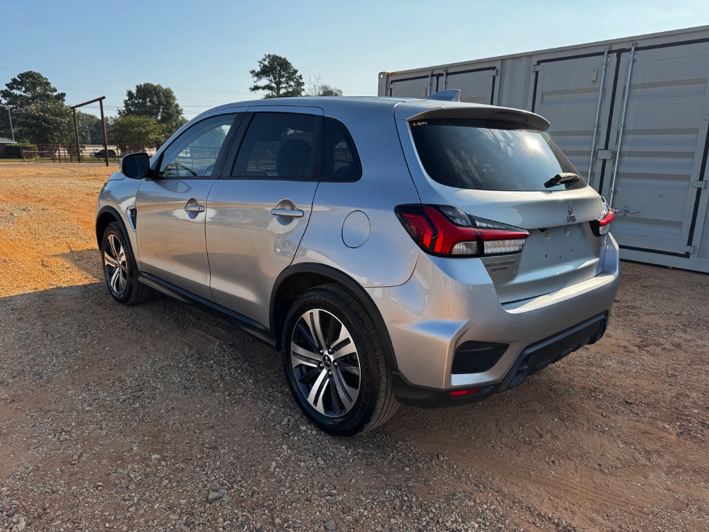 2021 Mitsubishi Outlander - $9,000