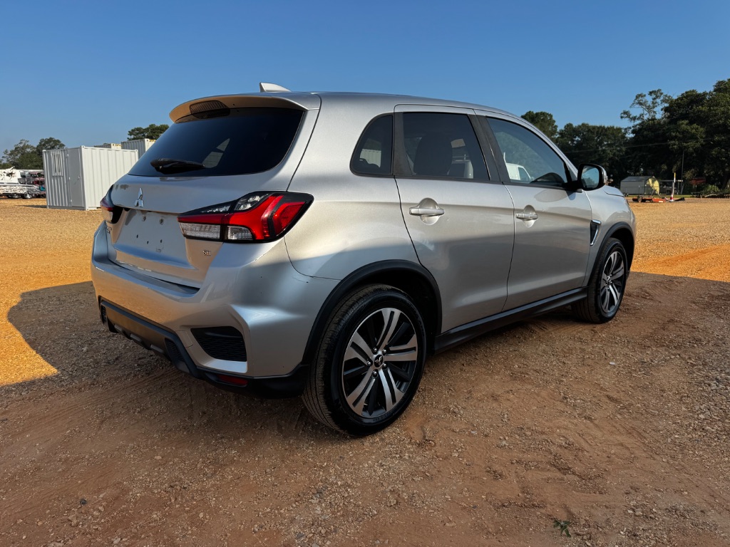 2021 Mitsubishi Outlander - $9,000