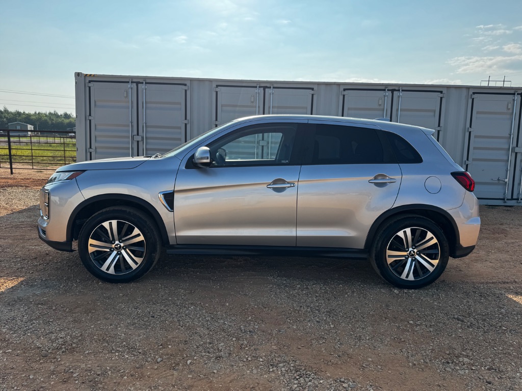 2021 Mitsubishi Outlander - $9,000