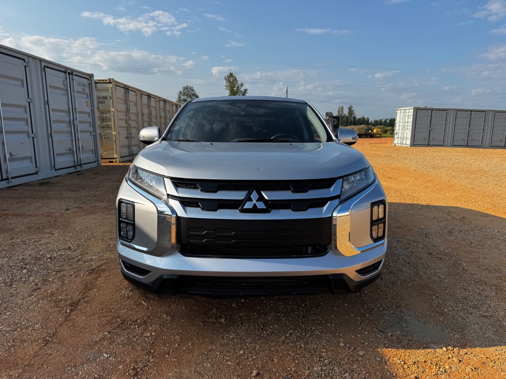 2021 Mitsubishi Outlander - $9,000