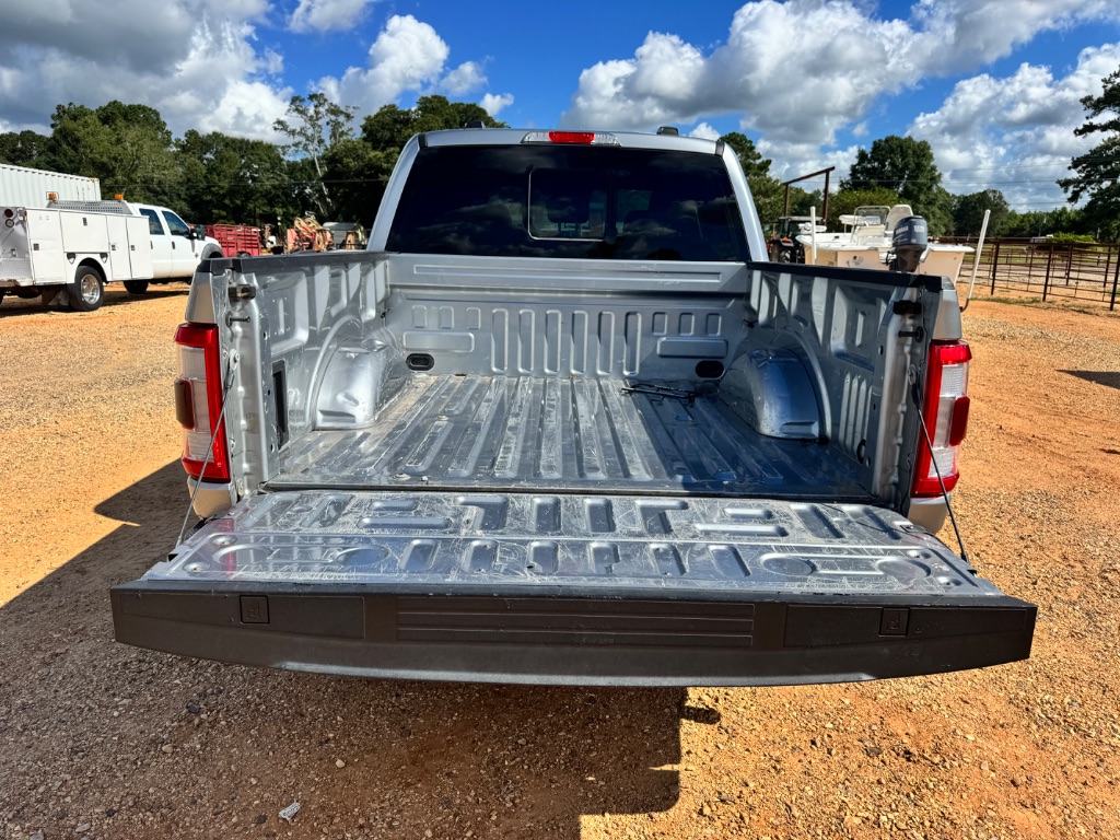 2022 Ford F-150 - $30,000