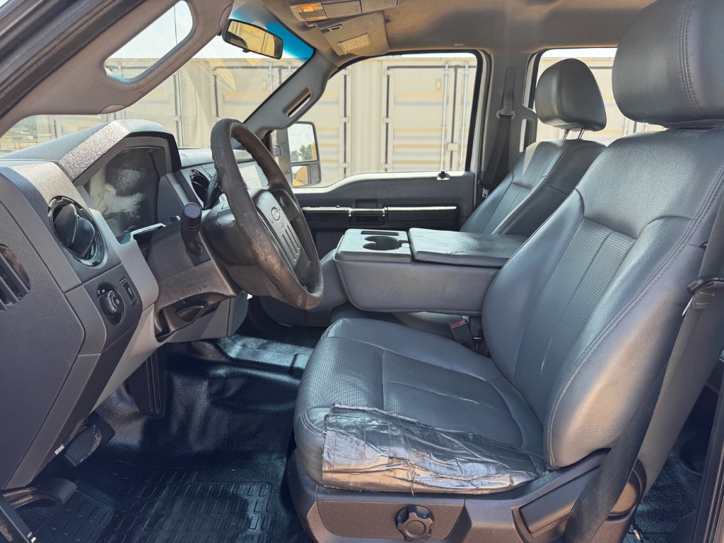 2016 Ford F-350 - $14,000