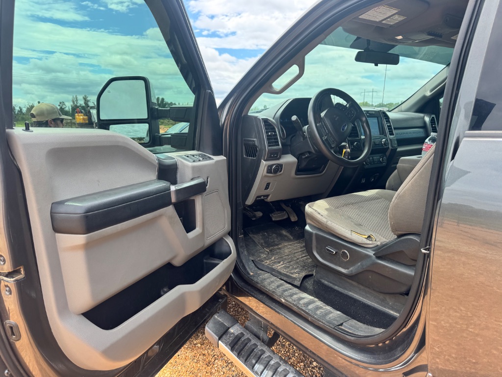 2019 Ford F-250 - $24,500