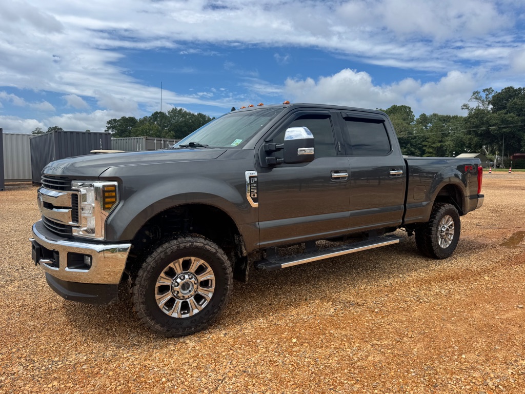 2019 Ford F-250 - $24,500