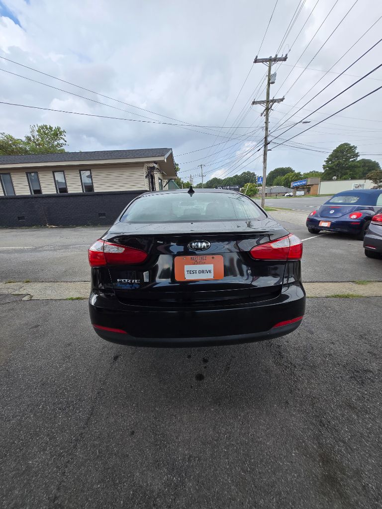 2015 Kia Forte - $6,222