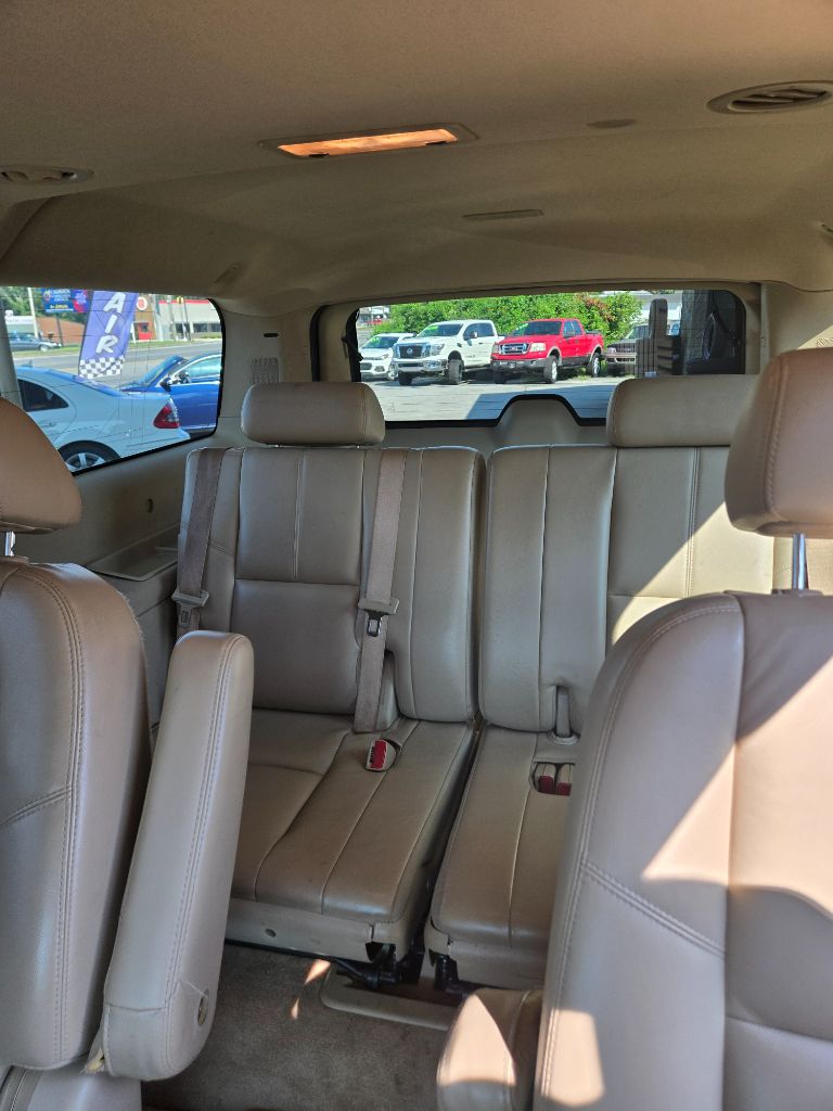 2008 Chevrolet Suburban - $7,833