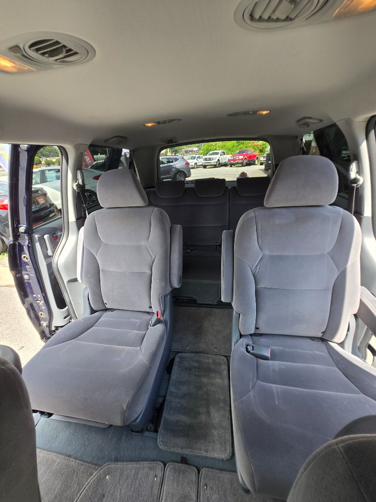 2005 Honda Odyssey - $6,211