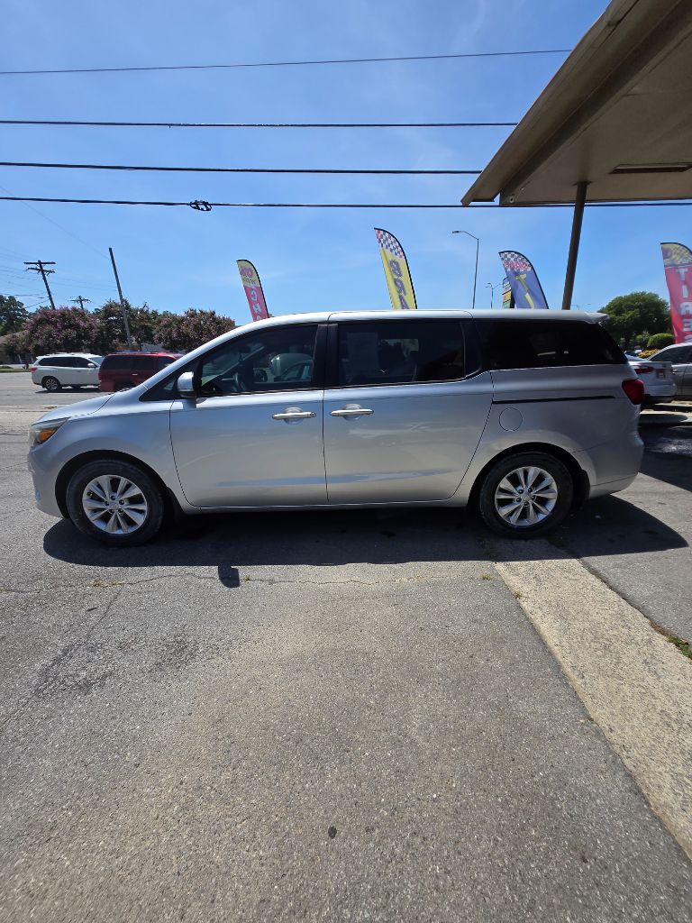 2016 Kia Sedona - $6,774