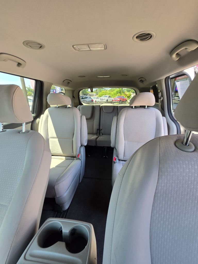 2016 Kia Sedona - $6,774
