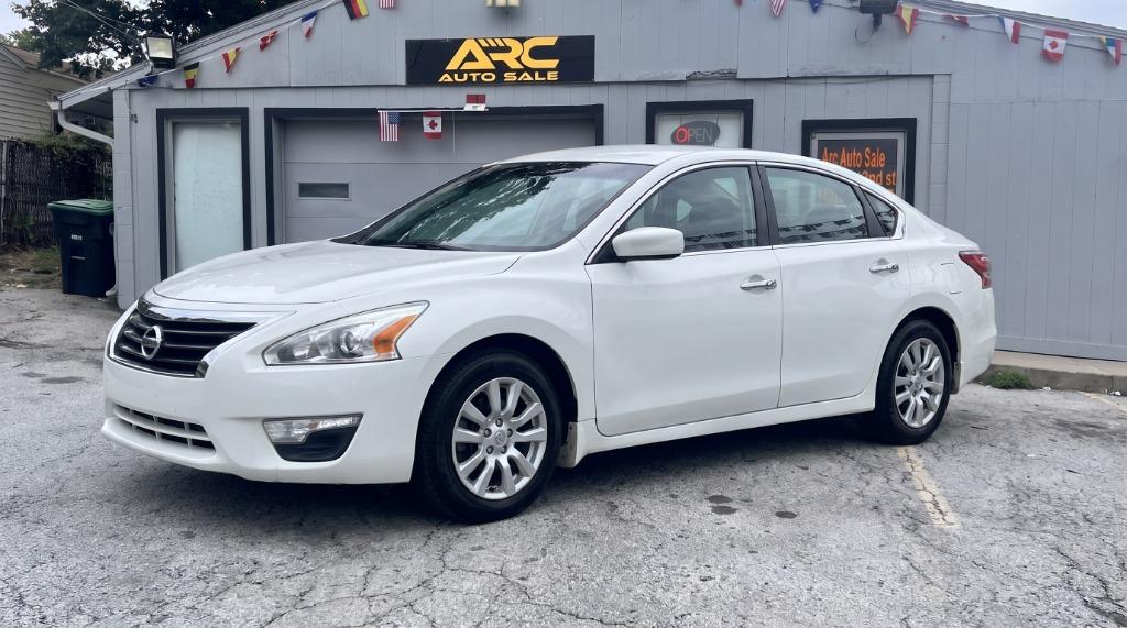 2014 Nissan Altima - $4,200