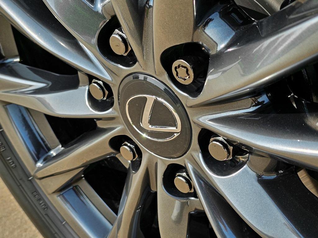 2023 Lexus LX - $68,570