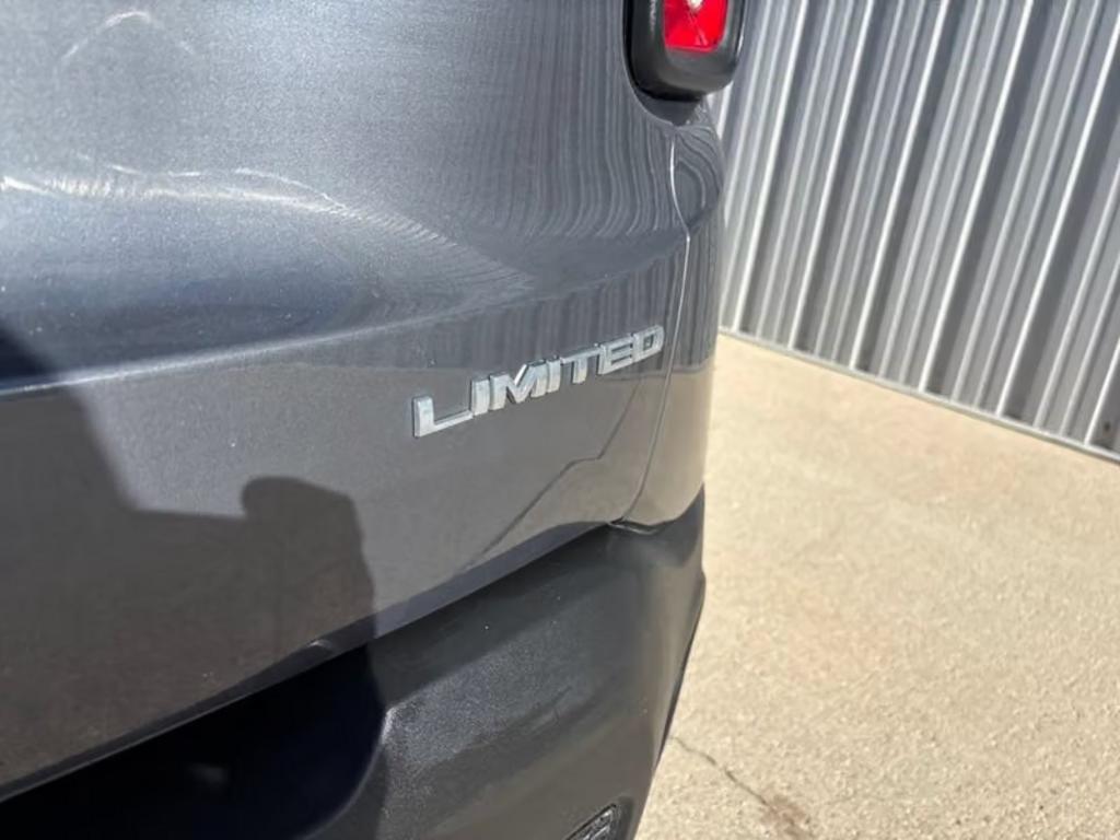 2023 Jeep Renegade - $22,200