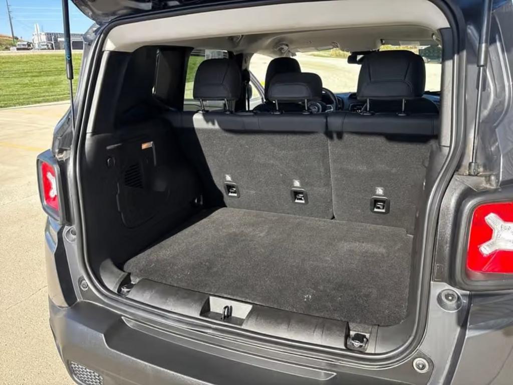 2023 Jeep Renegade - $22,200