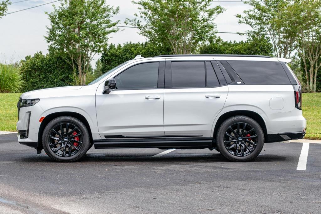 2022 Cadillac Escalade - $49,995