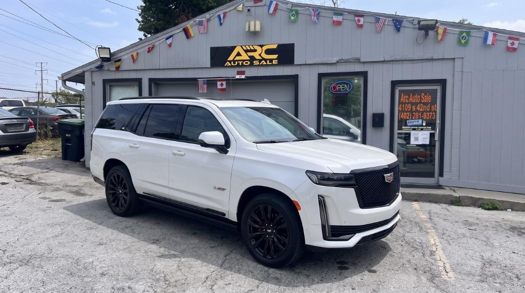 2022 Cadillac Escalade - $49,995