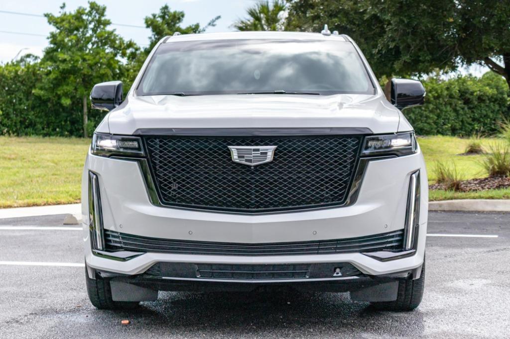 2022 Cadillac Escalade - $49,995
