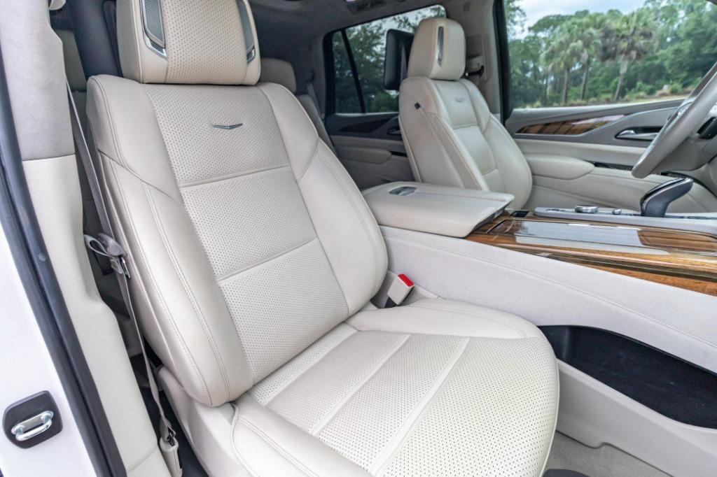 2022 Cadillac Escalade - $49,995