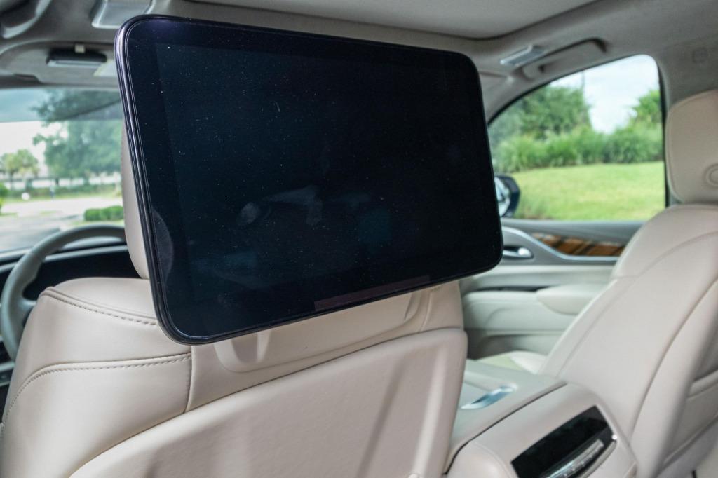2022 Cadillac Escalade - $49,995