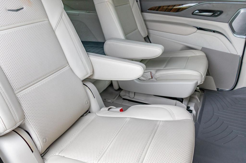 2022 Cadillac Escalade - $49,995
